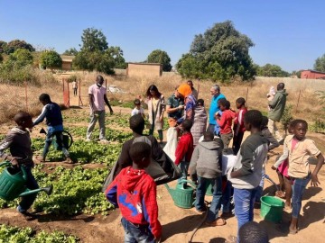 Soutien de Tekk Diego à l'École de Ndiarogne Wolof